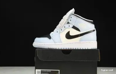 Hyperoad Jordan Blue Ice 1 Mid 0517